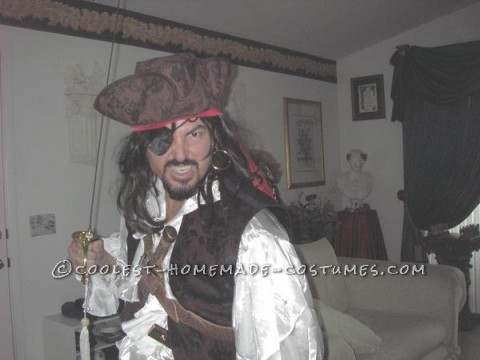 how to make a homemade pirate costume for men