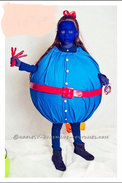 Show Stopping DIY Violet Beauregard Blueberry Costume from Charlie and ...