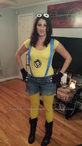 Easy No-Sew DIY Minion Costumes - Harvard Homemaker