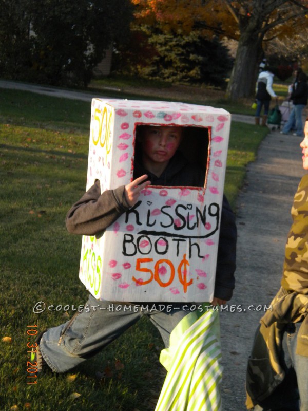 Coolest Homemade Kissing Booth Costumes