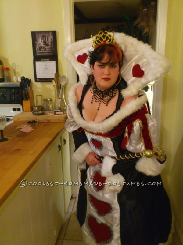 Cool Homemade Plus Size Queen Of Hearts Costume