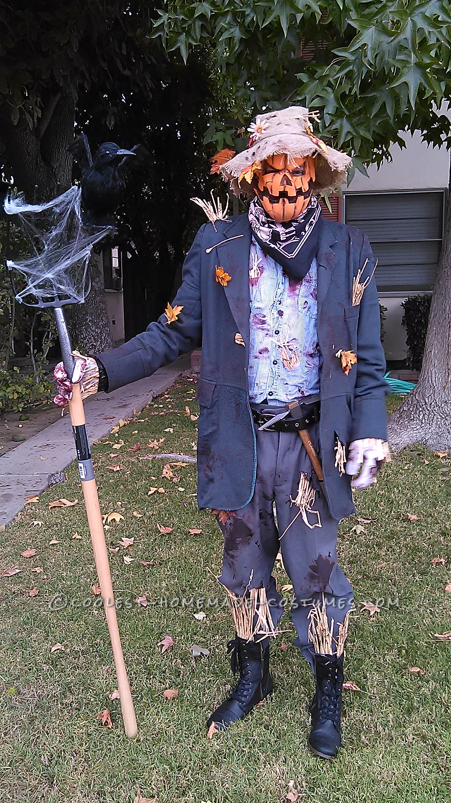 diy scary scarecrow costume
