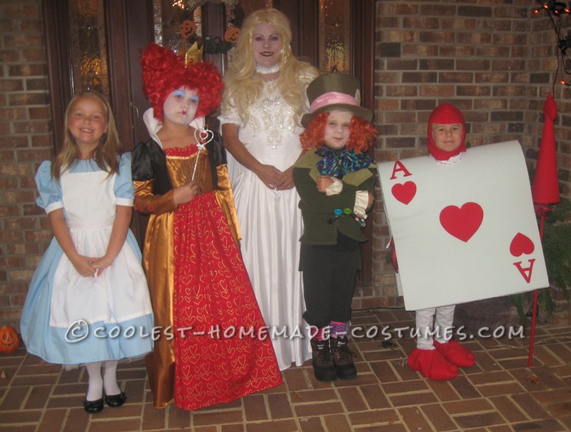 Coolest Quadruplet Alice in Wonderland Costumes