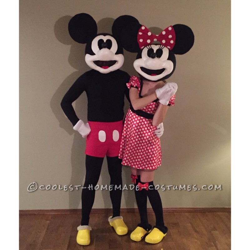 old mickey mouse and minnie mouse