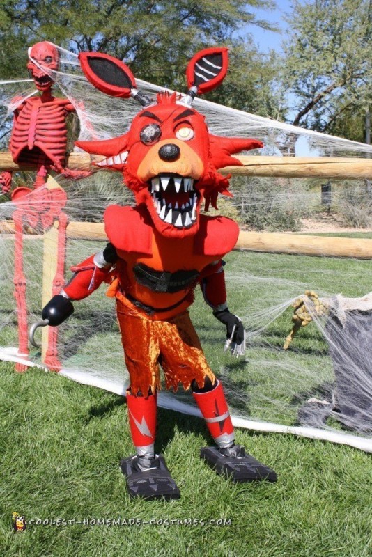 Nightmare FNAF Foxy Costume