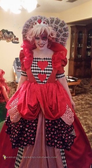 40 Impressive Diy Queen Of Hearts And Red Queen Costumes