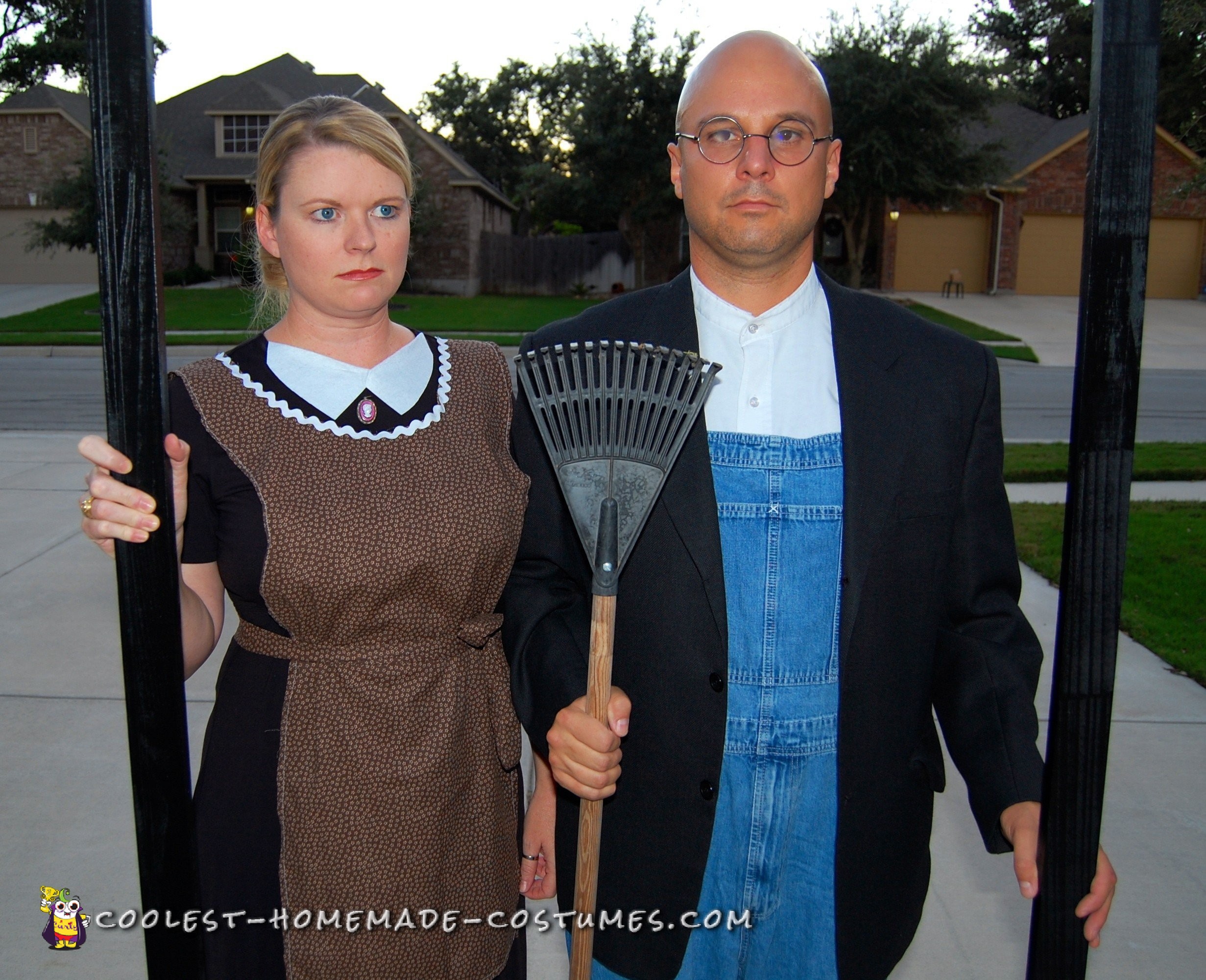 https://www.coolest-homemade-costumes.com/files/2016/09/couples-american-gothic-costume-152476.jpg