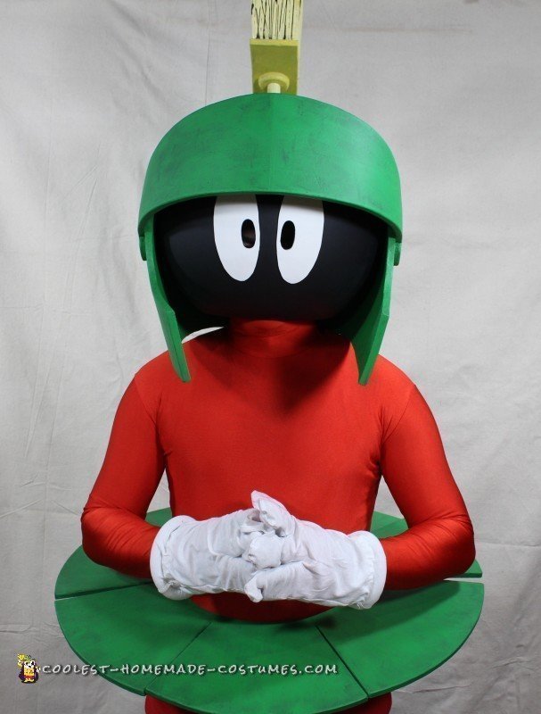 Coolest DIY Marvin The Martian Halloween Costume