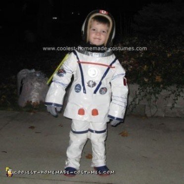 Coolest DIY Astronaut Costume