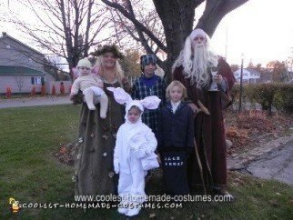 15+ Coolest Homemade Mother Nature Costumes