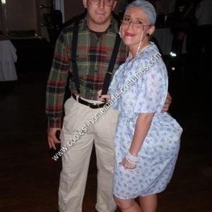 Funny Homemade Couple Costume: Stereotypical Germans