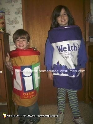 Coolest Homemade Peanut Butter and Jelly Costume