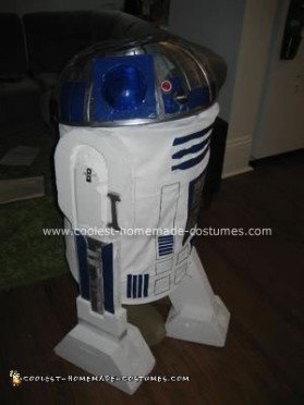 Coolest Homemade R2D2 Astromech Droid Costume