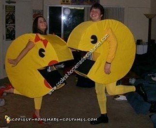 Coolest Mr. & Mrs. Pac Man DIY Halloween Couple Costumes