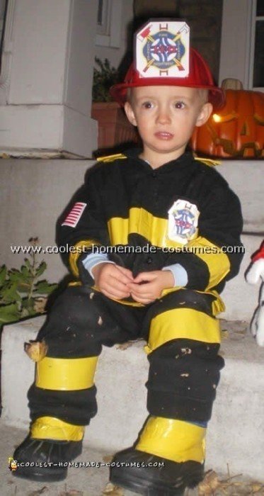 Coolest Homemade Firefighter Costume Ideas For Children   Firefighter Costume 06 373x700 