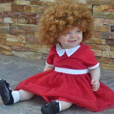 Quick and Easy Little Orphan Annie Costume for a Baby